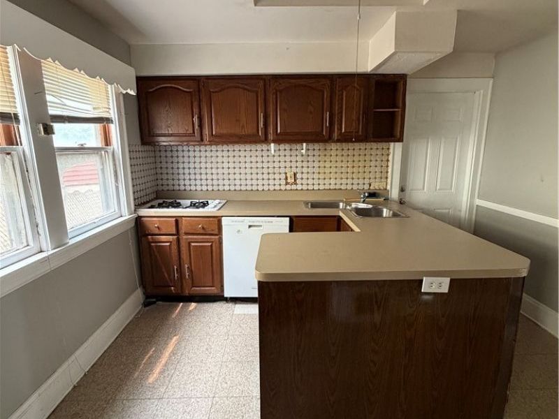 3544 E 110th Street, Cleveland, OH 44105 Photo 15