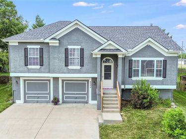 8604 NE 75TH Terrace, Kansas City, MO 64158