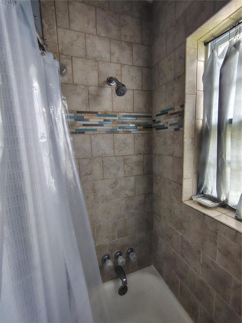 607 Oak Ridge Drive, Brandon, FL 33510 Photo