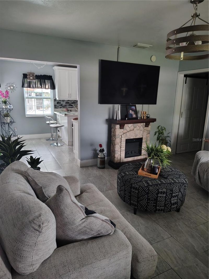607 Oak Ridge Drive, Brandon, FL 33510 Photo