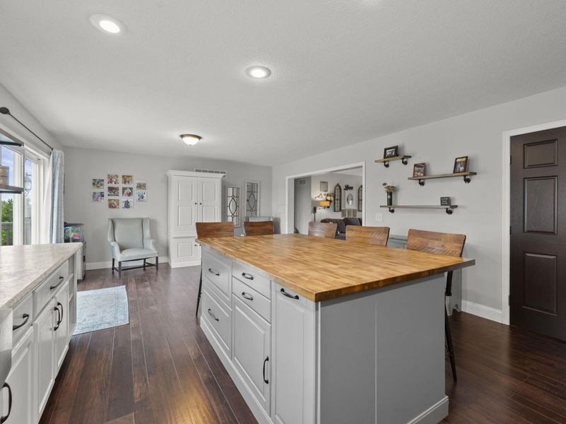 2909 Norton Road , Radnor, OH 43066 Photo 5