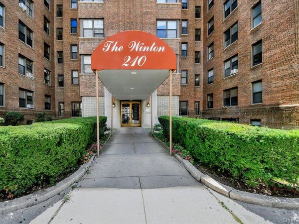 210 Martine Avenue, Unit 5F, White Plains, NY 10601