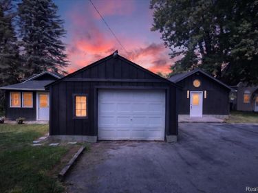 3515 Lakeview Drive, Ortonville Village, Mi 48462