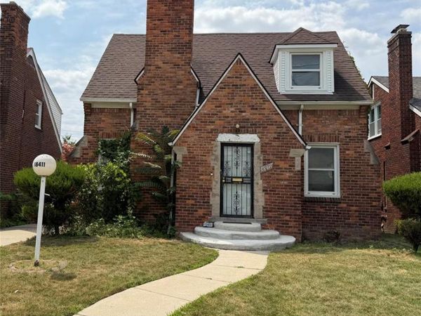 18411 Snowden Street , Detroit, MI 48235
