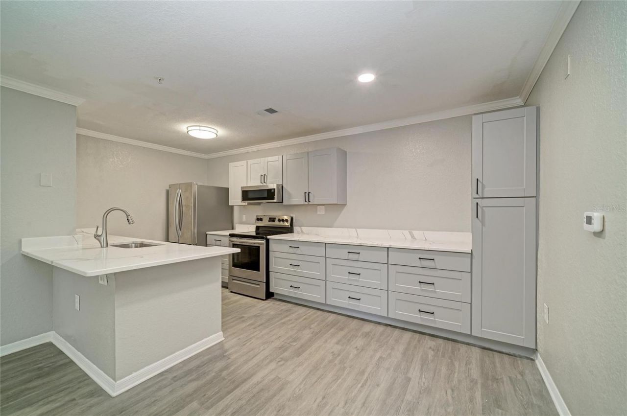 8932 Manor Loop , Unit 102, Bradenton, FL 34202 Photo