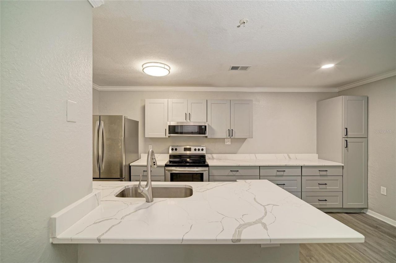 8932 Manor Loop , Unit 102, Bradenton, FL 34202 Photo