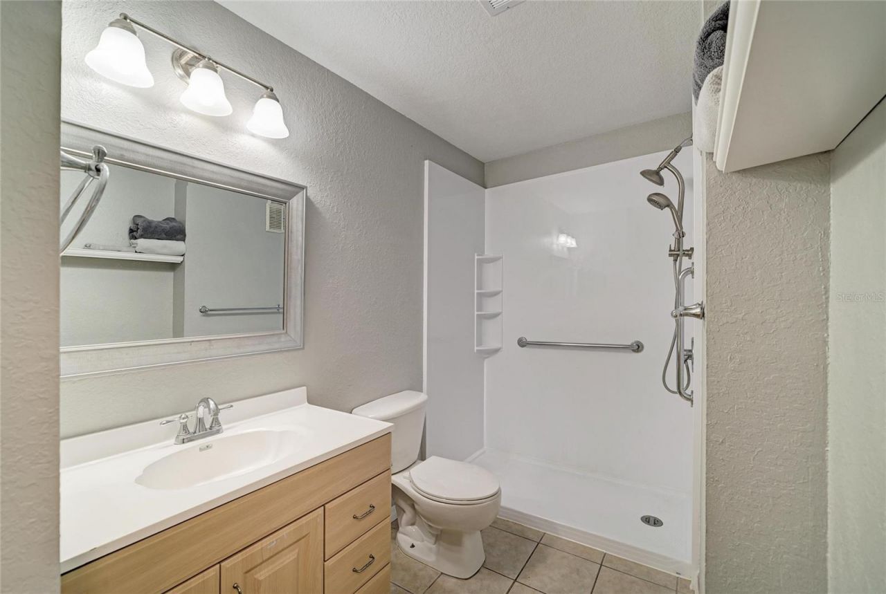 8932 Manor Loop , Unit 102, Bradenton, FL 34202 Photo