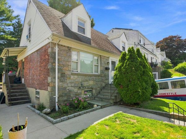 114 Greenvale Avenue, Yonkers, NY 10703