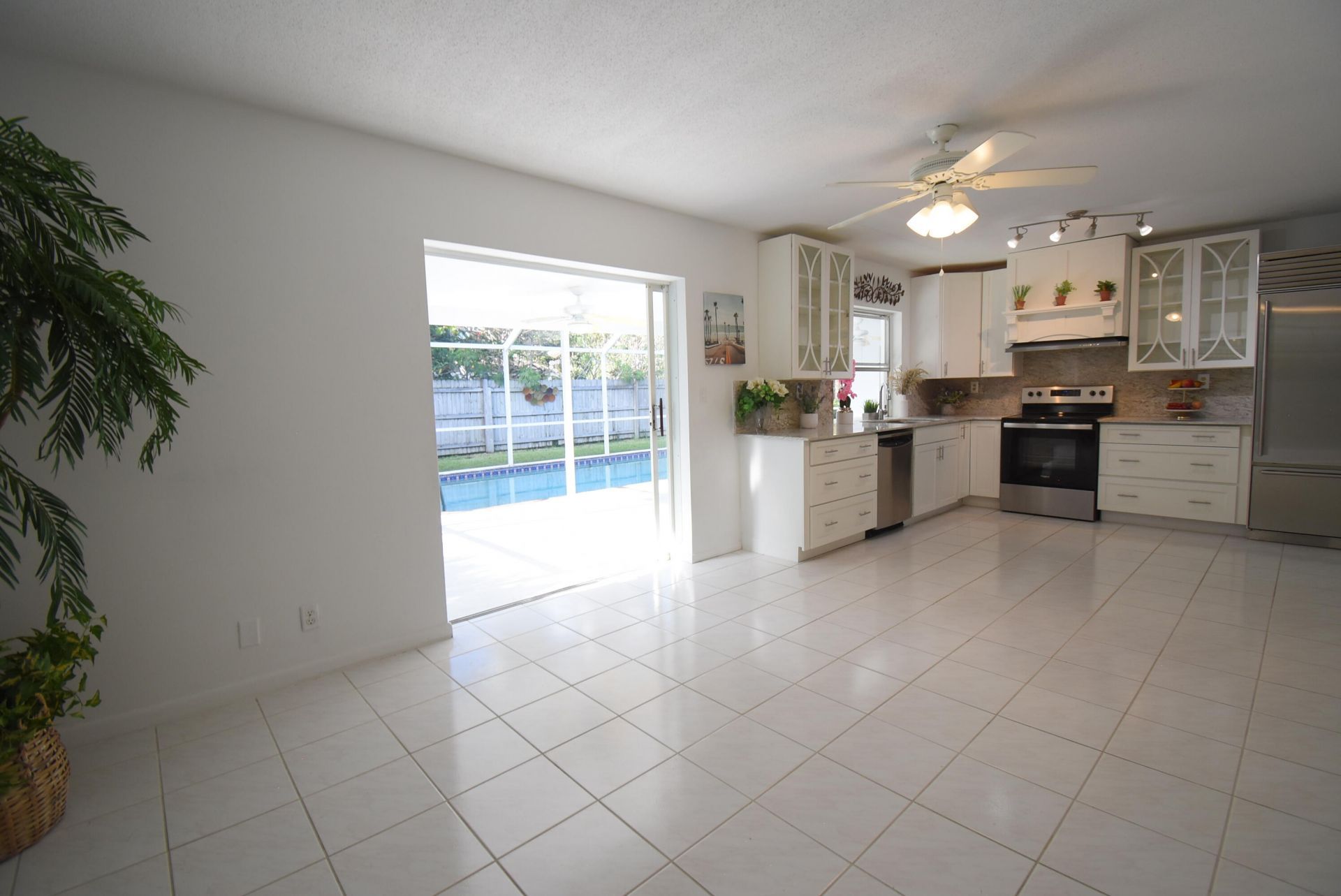 701 NW 6th Drive, Boca Raton, FL 33486 Photo
