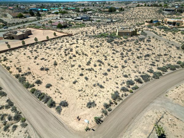 5530 Teton Avenue NE , Rio Rancho, NM 87144
