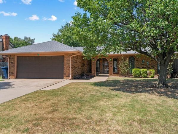 25 Corona Drive, Oklahoma City, OK 73149
