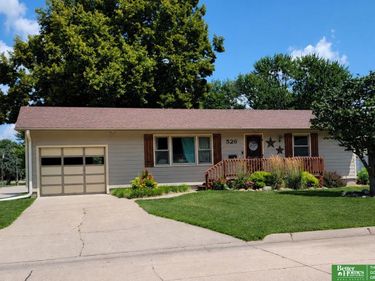 526 N Ohio Avenue, York, NE 68467