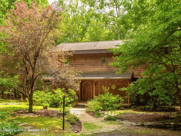 31 Moonlight Lane, Saugerties, NY 12477