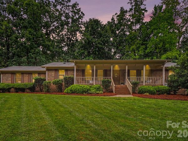 7774 Pharr Mill Road, Harrisburg, NC 28075