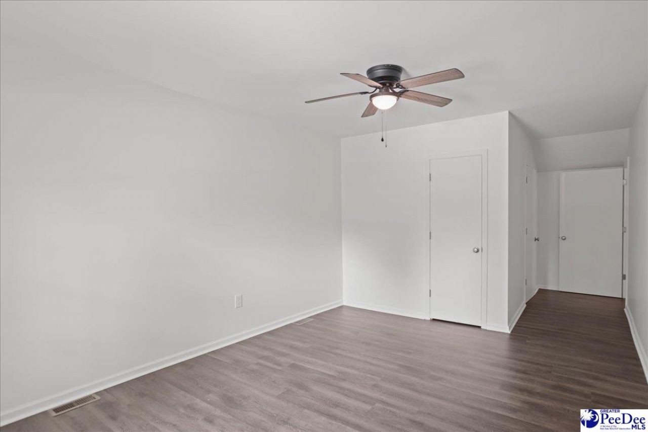 403 Diane Dr Photo 11