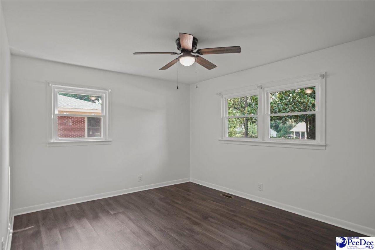 403 Diane Dr Photo 16