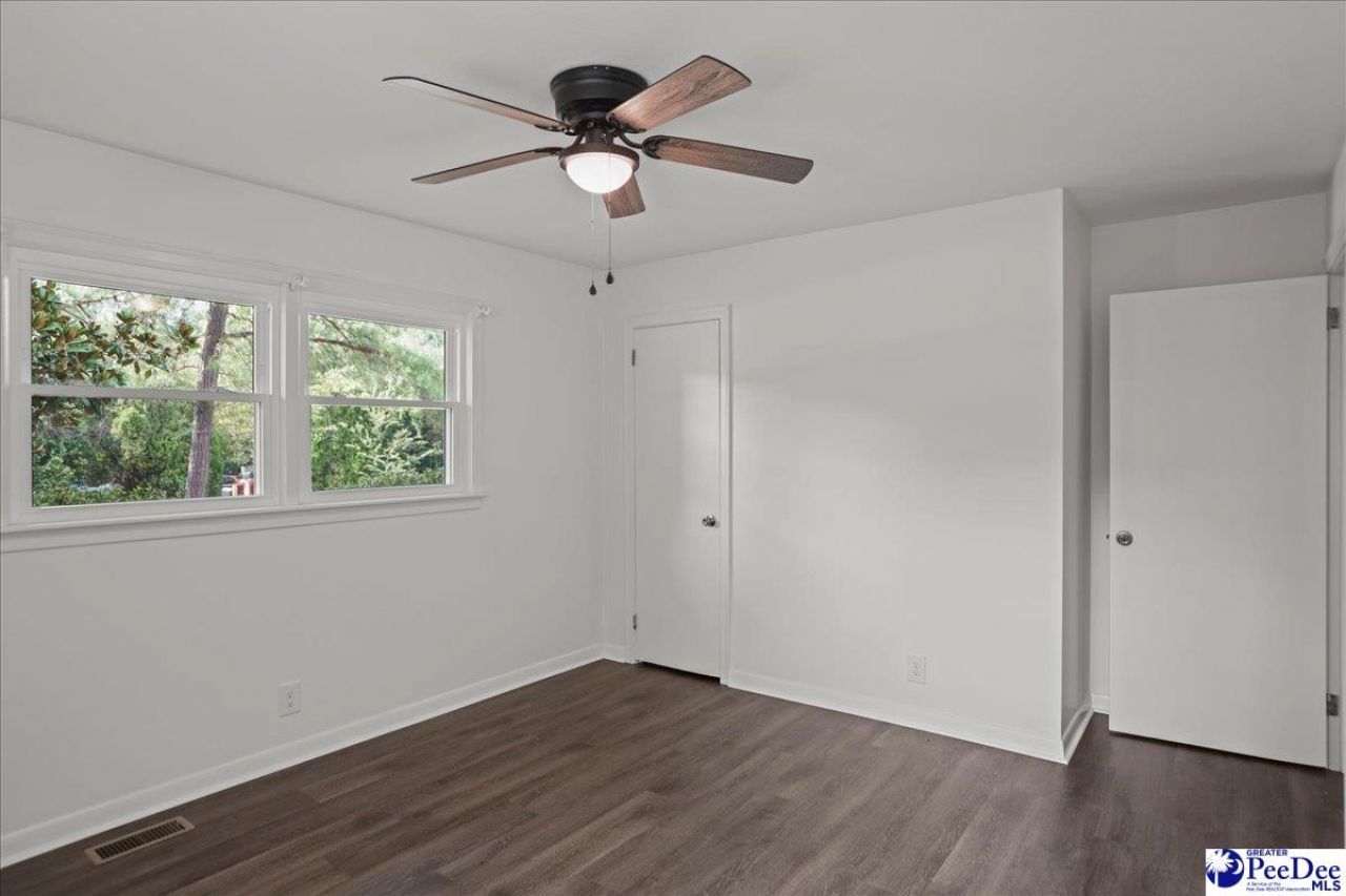 403 Diane Dr Photo 17