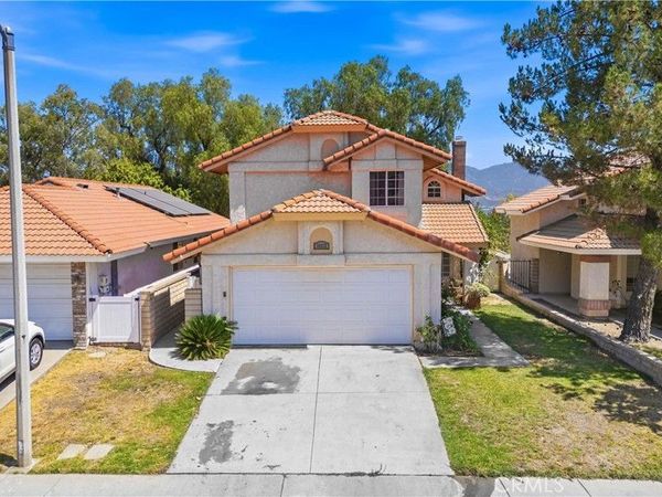 19322 Old Friend Road, Canyon Country, CA 91351