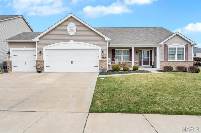 178 Oakhurst Drive , O Fallon, MO 63368 Main Photo