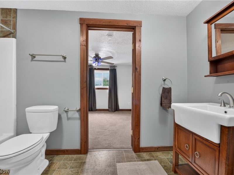 1563 Eastern Road , Rittman, OH 44270 Photo 14