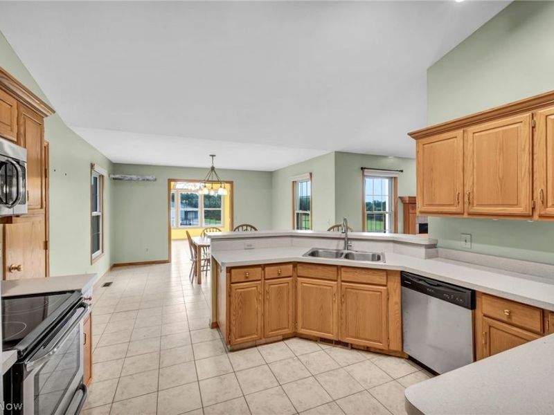 3155 Laubert Road , Randolph, OH 44632 Photo 11