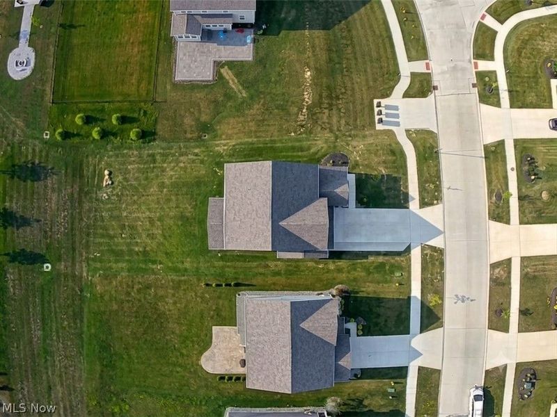 7700 Clydesdale Drive , Mentor, OH 44060 Photo 6