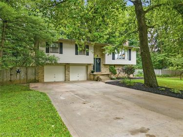 7910 Burkey Road NW, North Canton, OH 44720