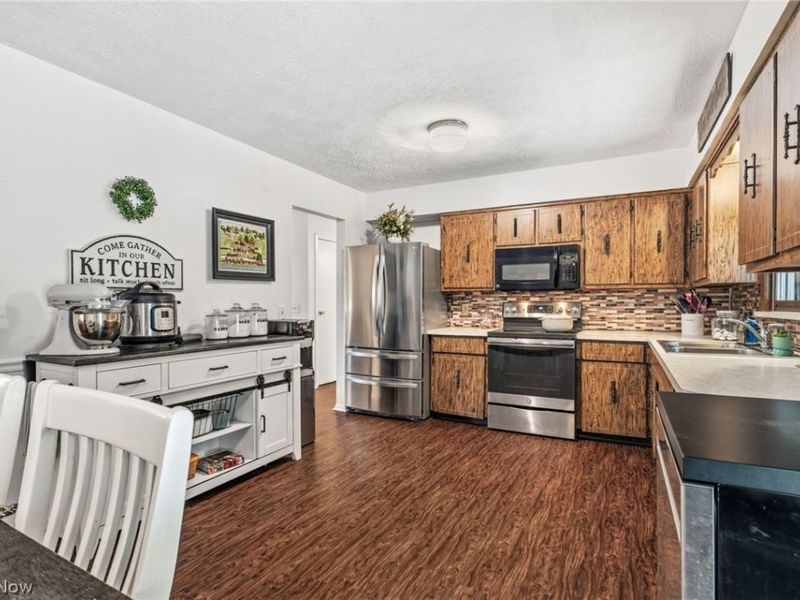 7910 Burkey Road NW, North Canton, OH 44720 Photo 22