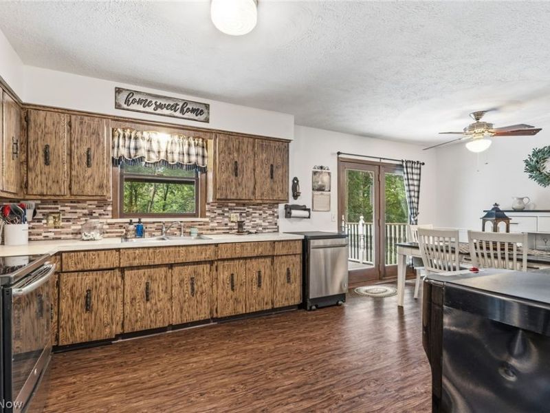 7910 Burkey Road NW, North Canton, OH 44720 Photo 25