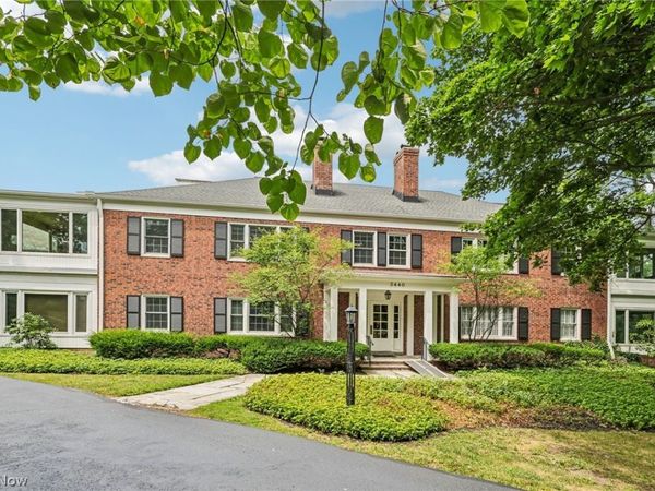 3440 Green Road, Unit 202, Beachwood, OH 44122