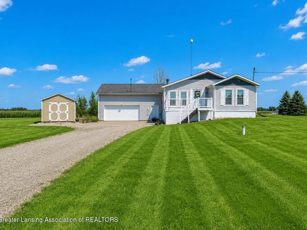 2044 N Watson Road, St. Johns, MI 48879