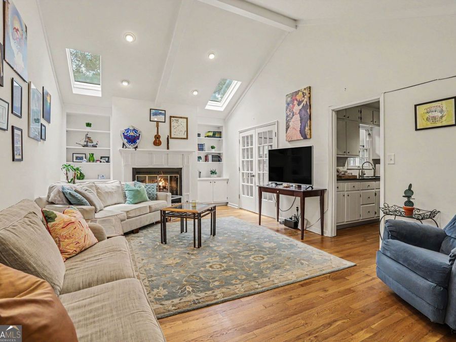Property Image 4