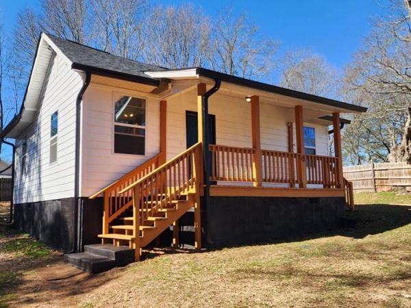 4 Arnco 2nd Street, Newnan, GA 30263