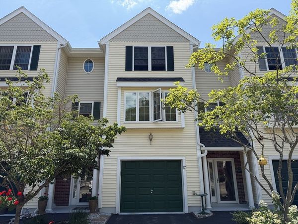 22 Groveland Commons Way, Unit 22, Groveland, MA 01834