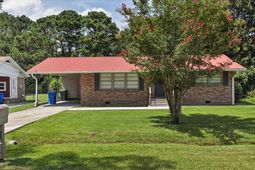 1450 N Sherwood Drive photo 4
