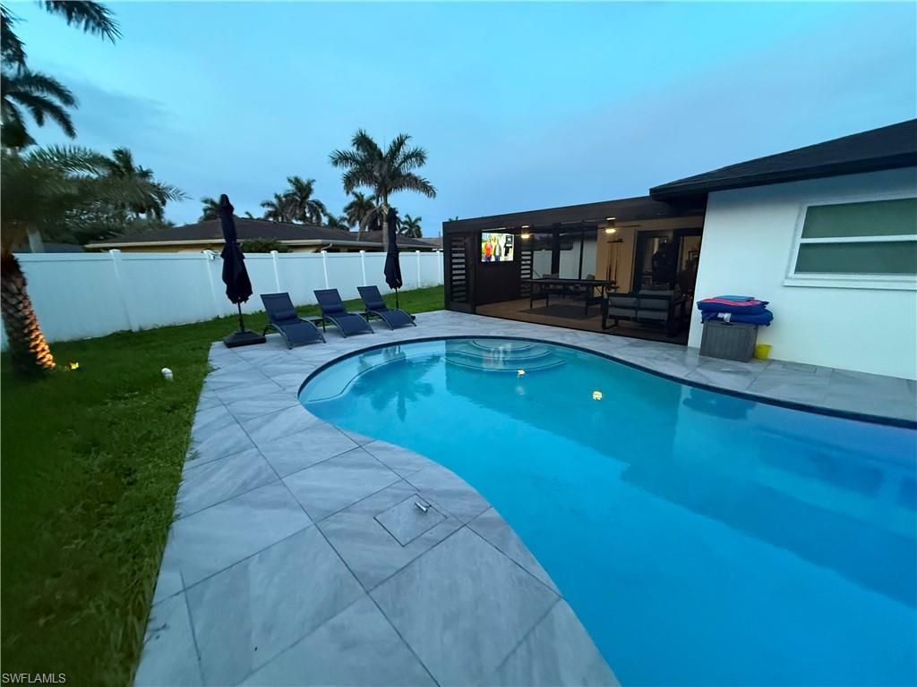 1475 N Larkwood Sq , Fort Myers, FL 33919 Photo