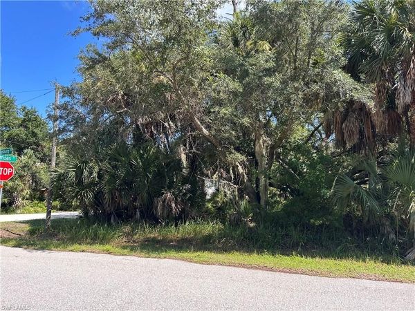 26156 Hapsburg RD , PUNTA GORDA, FL 33955