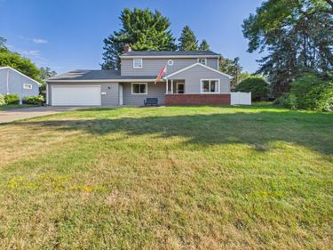 1209 Pine Street W, Stillwater, MN 55082
