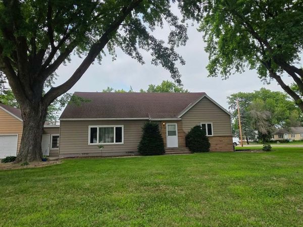 107 Park Avenue E, Hollandale, MN 56045