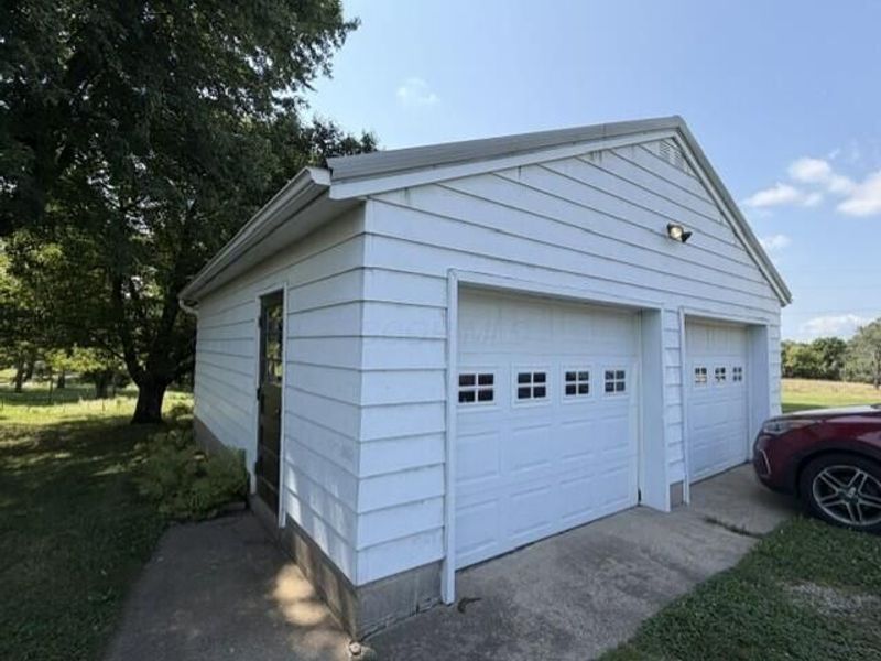 5109 Cincinnati Zanesville Road NE, Lancaster, OH 43130 Photo 3