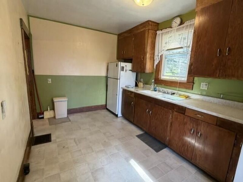 5109 Cincinnati Zanesville Road NE, Lancaster, OH 43130 Photo 7
