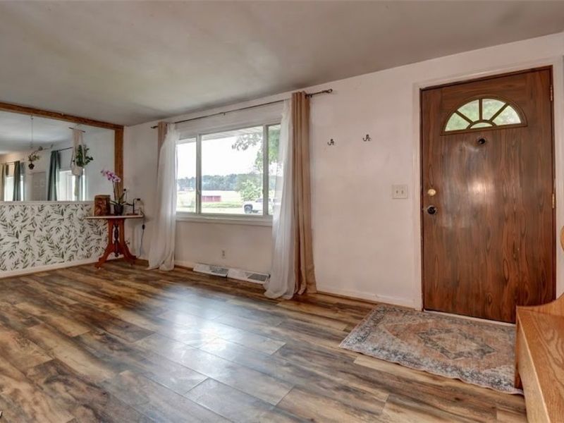 1750 Fairbrook Avenue NE, East Canton, OH 44730 Photo 4
