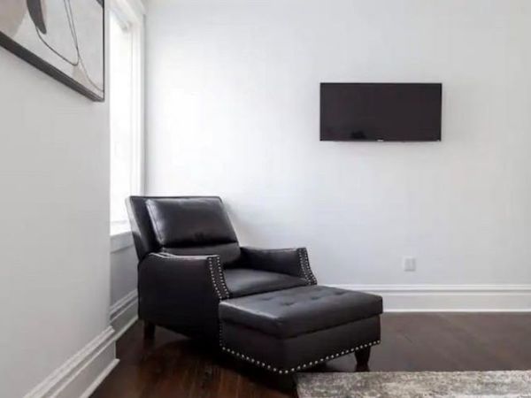 1933 Wyoming Street , St Louis, MO 63118