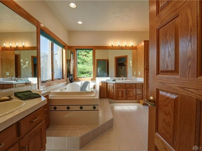 6372 Hartzell Road, Greenville, OH 45331 Photo 38