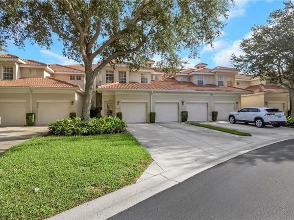 3048 Horizon LN , Unit 1103, NAPLES, FL 34109