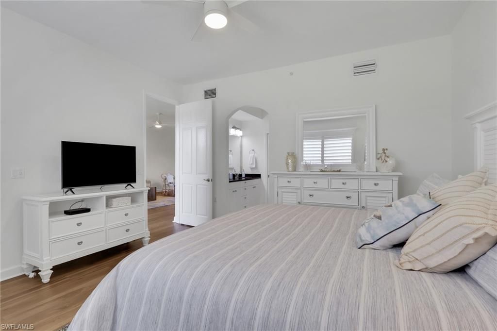 3048 Horizon Ln, Unit 1103, Naples, FL 34109 Photo