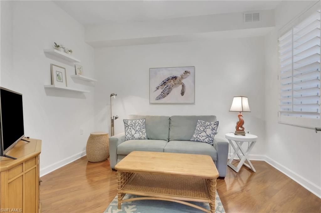 3048 Horizon Ln, Unit 1103, Naples, FL 34109 Photo