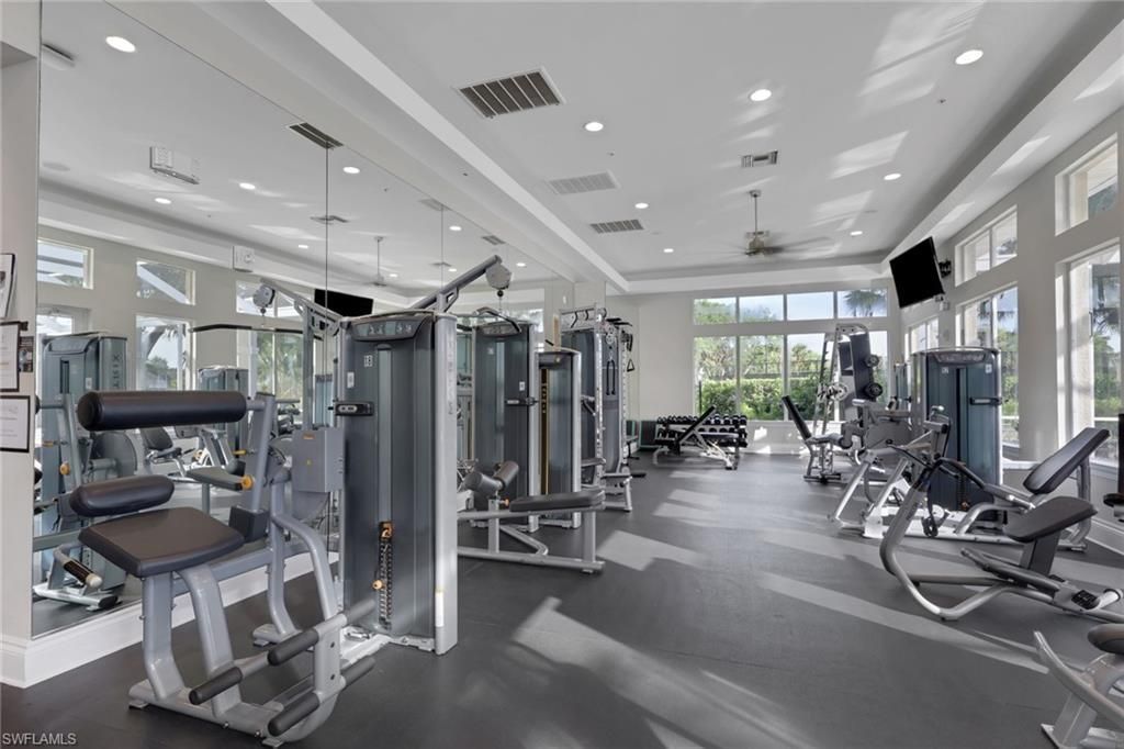 3048 Horizon Ln, Unit 1103, Naples, FL 34109 Photo