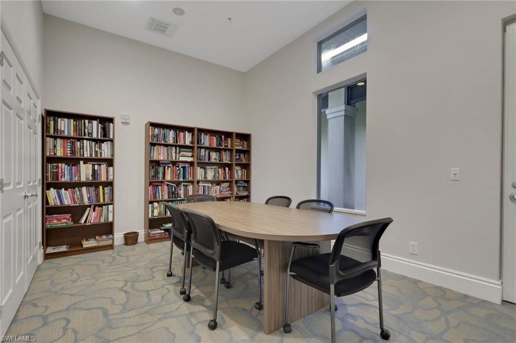 3048 Horizon Ln, Unit 1103, Naples, FL 34109 Photo