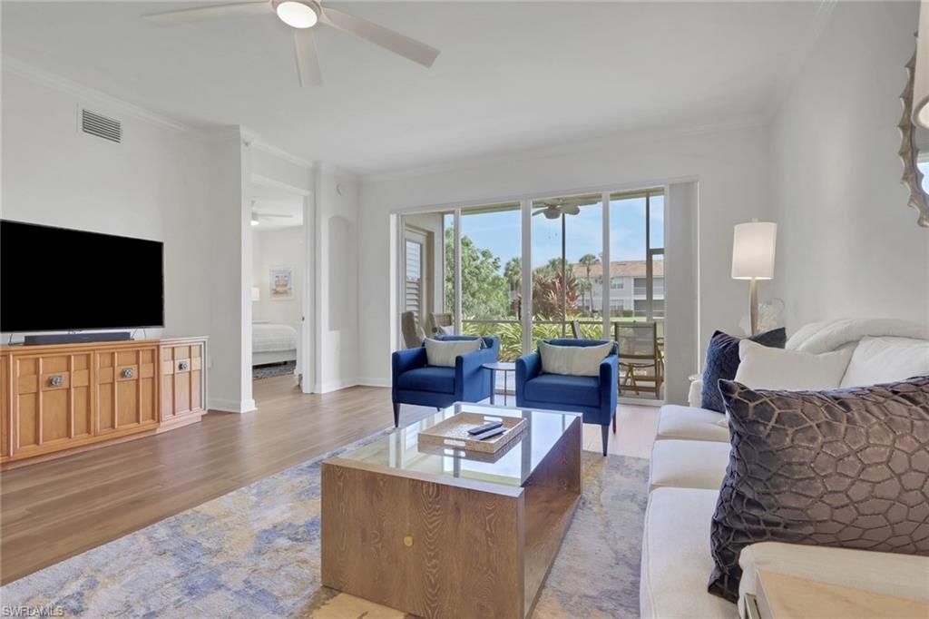 3048 Horizon Ln, Unit 1103, Naples, FL 34109 Photo